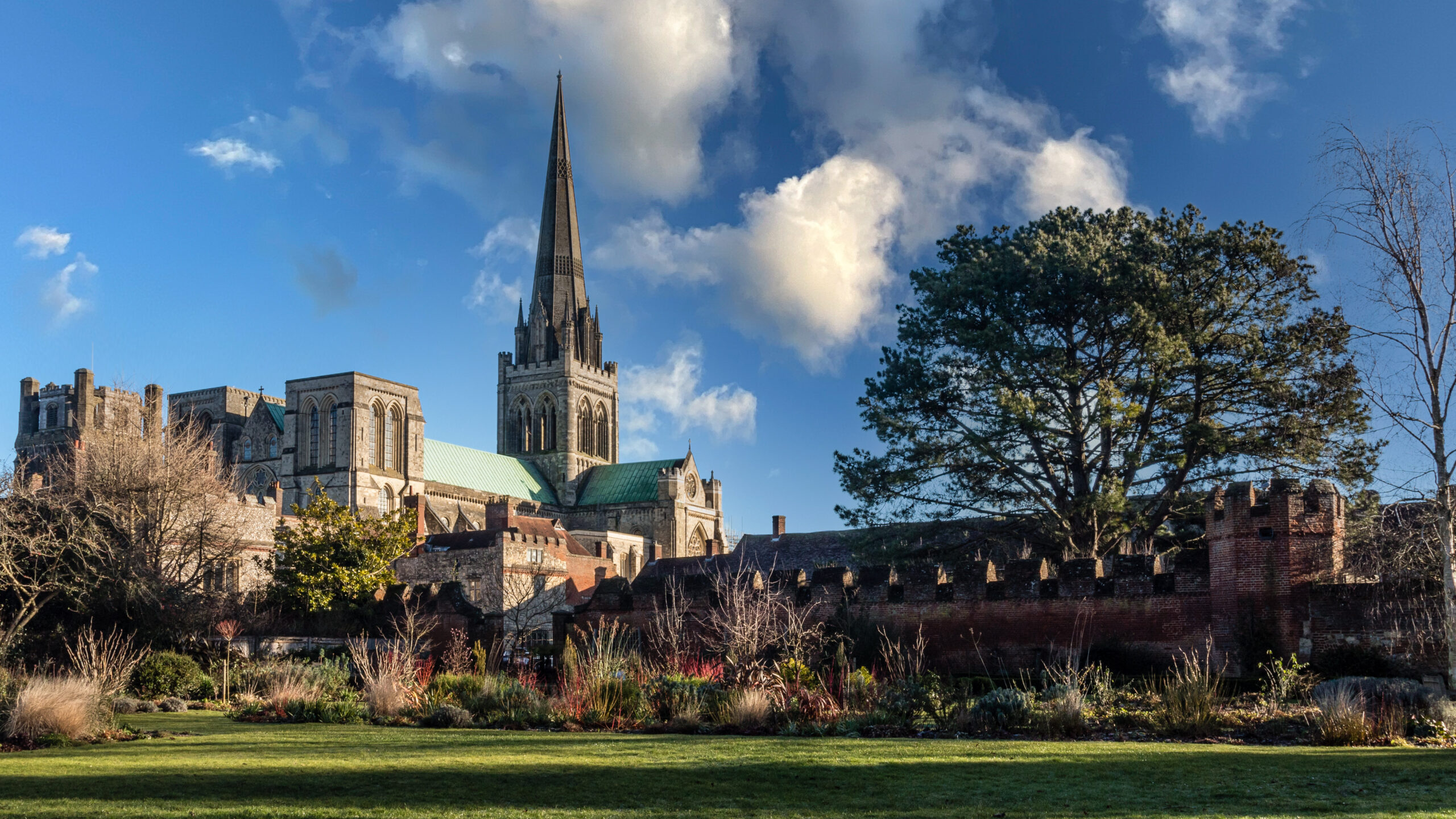 Chichester Cathedral in full view on a sunny morning.